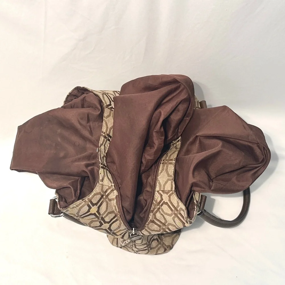 Geometric Handbag - Picture 14 of 15